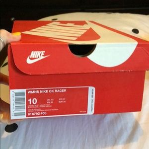 Women’s Nike shoes
